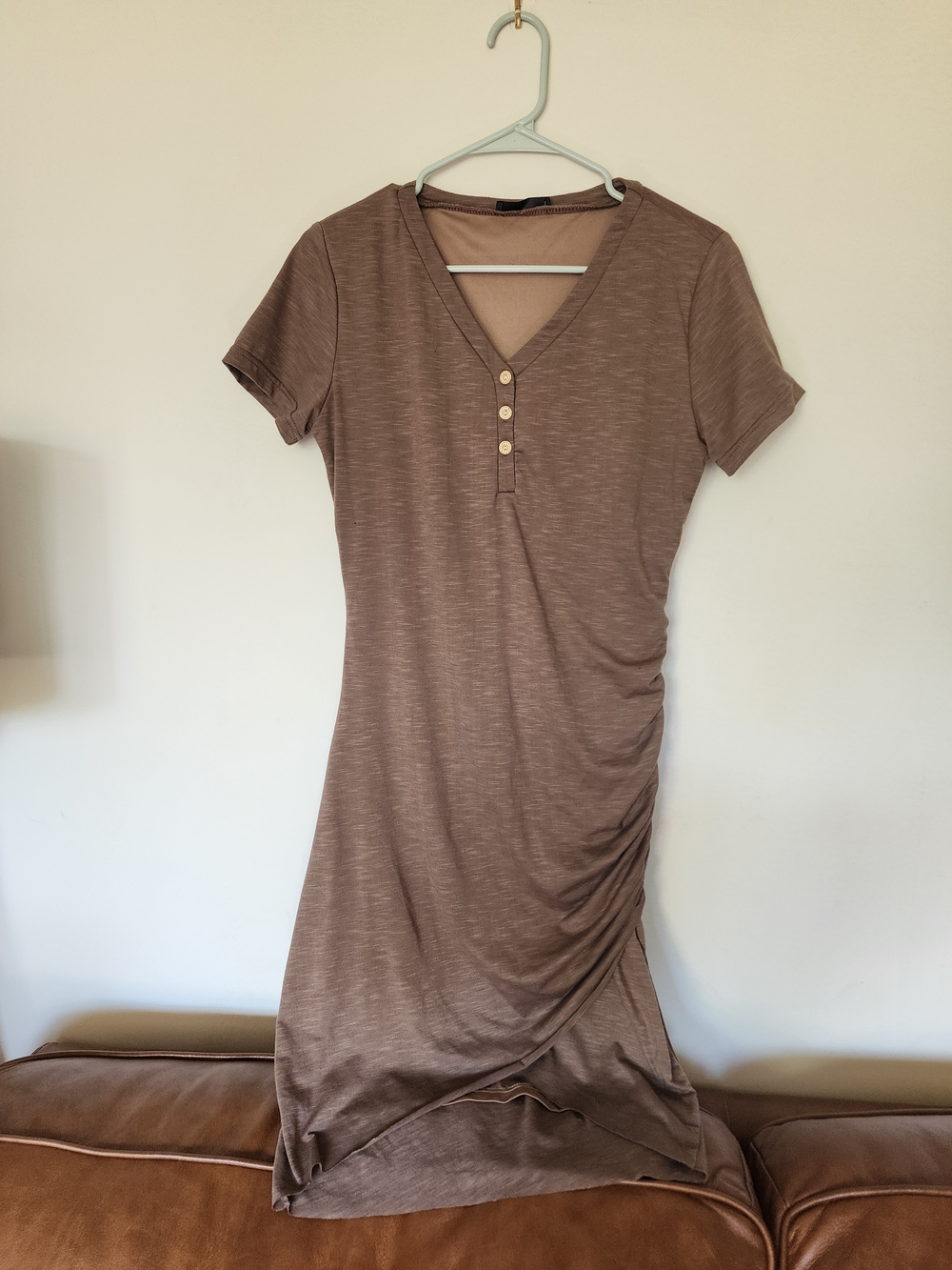 Short Sleeve V-Neck Ruched Midi Dress - Taupe